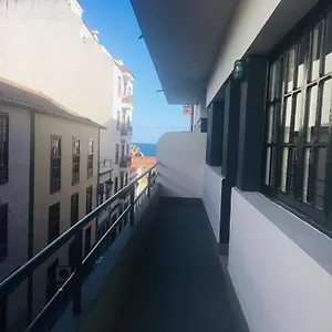 https://deluxe-la-palma-2.in-canary-islands.com